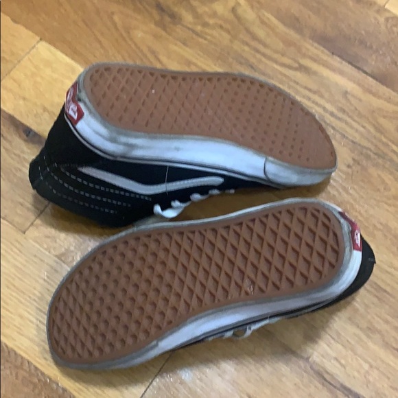 Vans - Picture 5 of 5